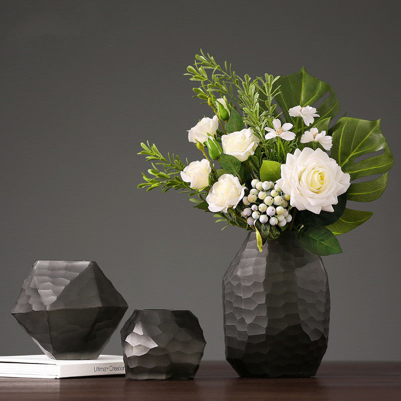 Retro Vase Geometric
