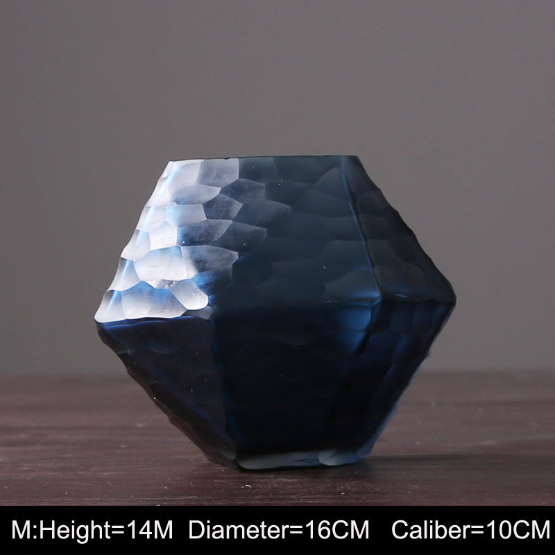 Retro Vase Geometric